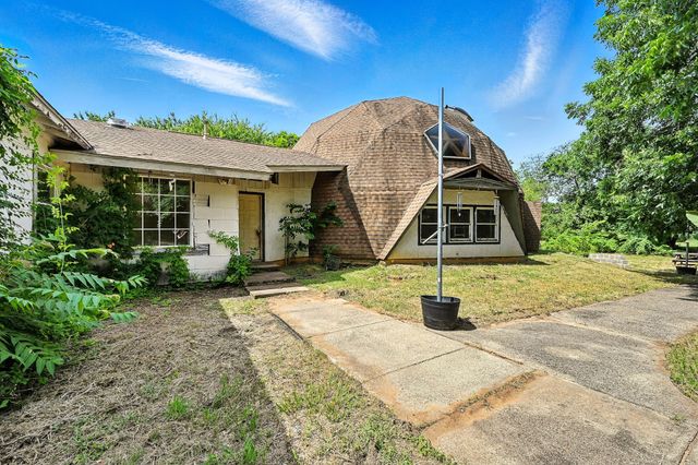 2609 Woodson Drive, Bedford, TX 76021