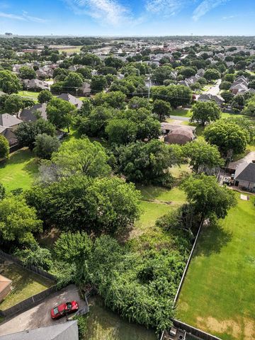 2609 Woodson Drive, Bedford, TX 76021