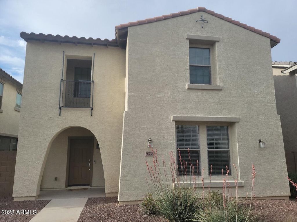 9338 S 34TH Drive, Laveen, AZ 85339