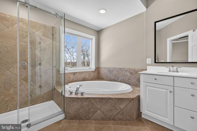 18544 PERDIDO BAY TER, Leesburg, VA 20176