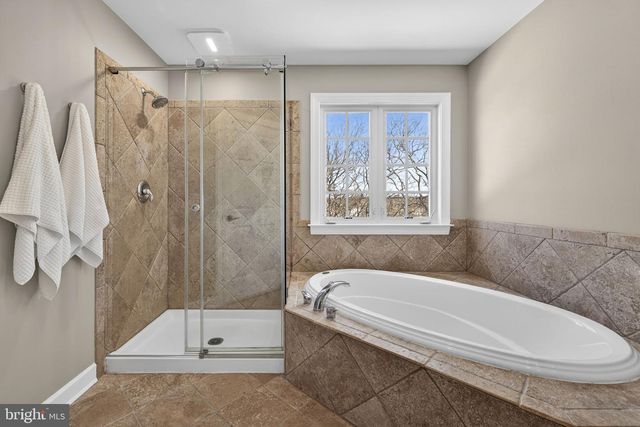 18544 PERDIDO BAY TER, Leesburg, VA 20176