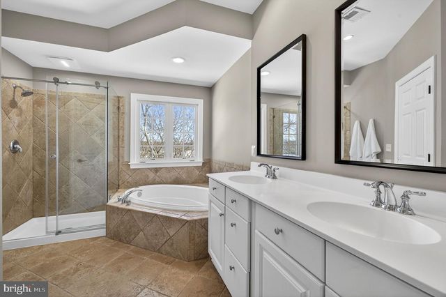 18544 PERDIDO BAY TER, Leesburg, VA 20176