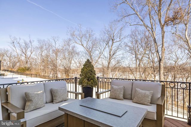 18544 PERDIDO BAY TER, Leesburg, VA 20176