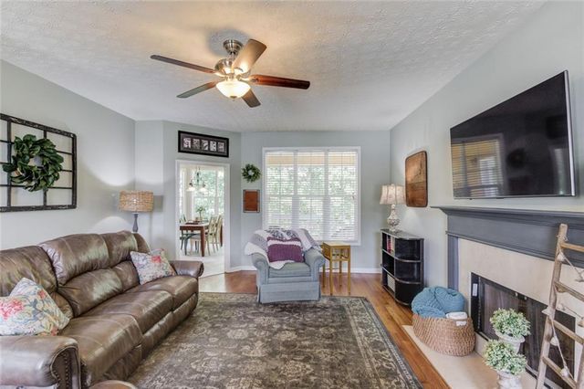 801 Towering Pine Trail, Lawrenceville, GA 30045