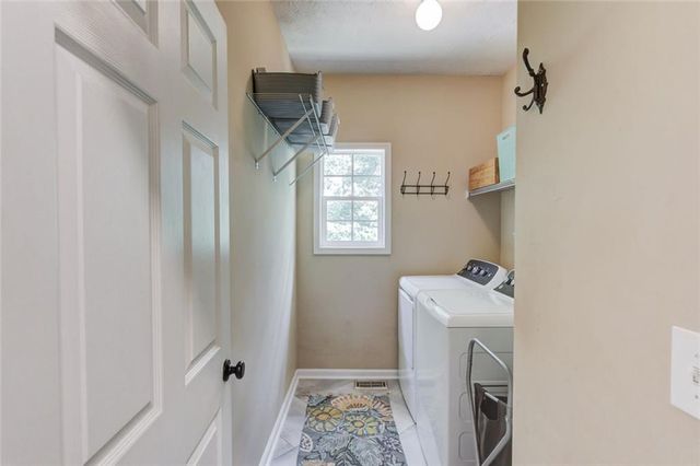 801 Towering Pine Trail, Lawrenceville, GA 30045
