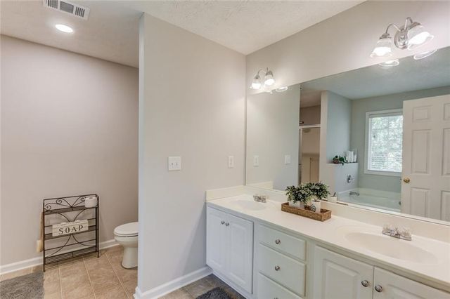 801 Towering Pine Trail, Lawrenceville, GA 30045