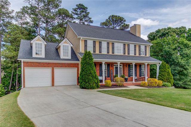 801 Towering Pine Trail, Lawrenceville, GA 30045