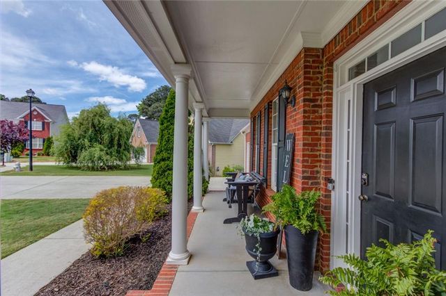 801 Towering Pine Trail, Lawrenceville, GA 30045