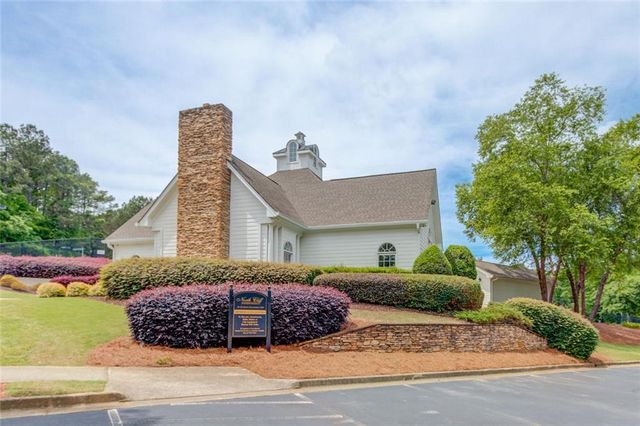 801 Towering Pine Trail, Lawrenceville, GA 30045