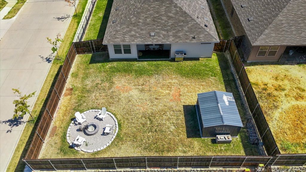 5800 Bull Creek Lane, Denton, TX 76226 — photo 2