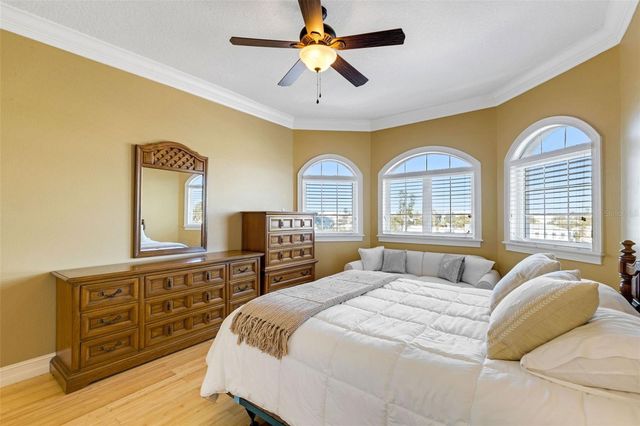 13423 GULF LANE, Madeira Beach, FL 33708