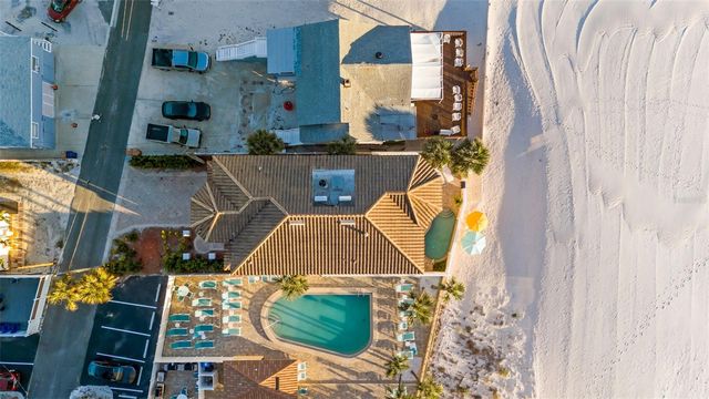 13423 GULF LANE, Madeira Beach, FL 33708