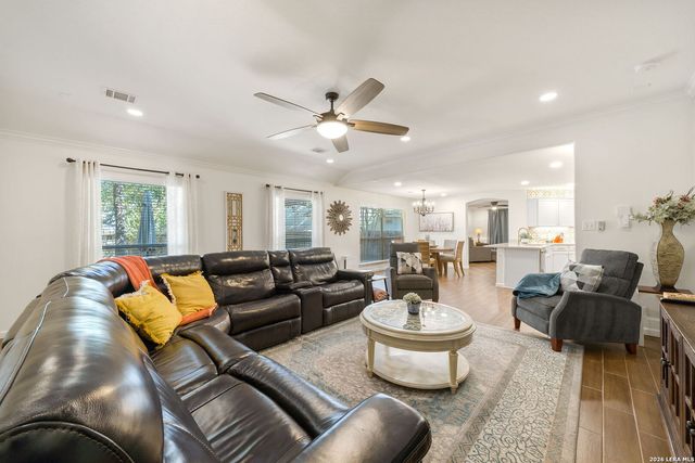 415 Cattle Ranch, San Antonio, TX 78245