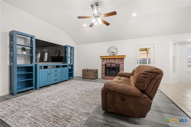 1413 Trail Boss, Killeen, TX 76549