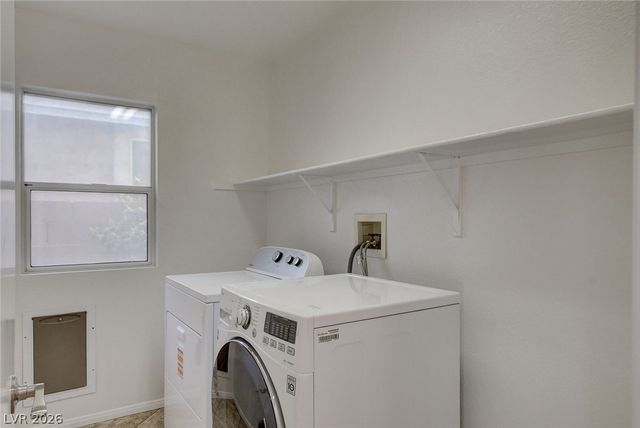 10424 Trailing Dalea Avenue, Las Vegas, NV 89135