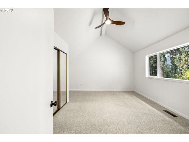 11587 Sw SHEFFIELD Cir, Portland, OR 97223