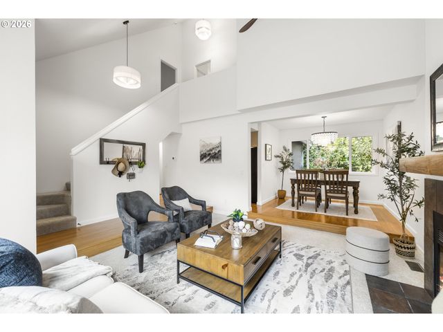 11587 Sw SHEFFIELD Cir, Portland, OR 97223