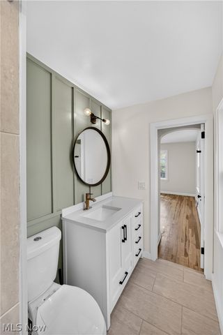 2561 Charney Road, University Heights, OH 44118