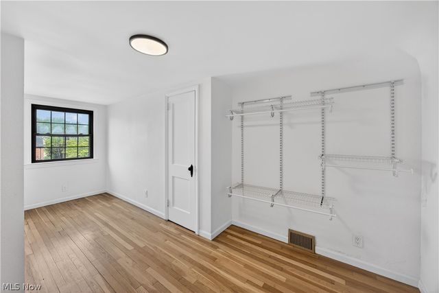 2561 Charney Road, University Heights, OH 44118
