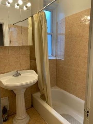 1840 Commonwealth Ave 7, Boston, MA 02135