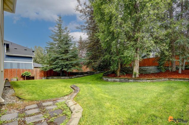 8977 Valley Brook Circle, Anchorage, AK 99507