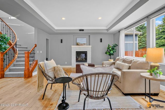 8977 Valley Brook Circle, Anchorage, AK 99507