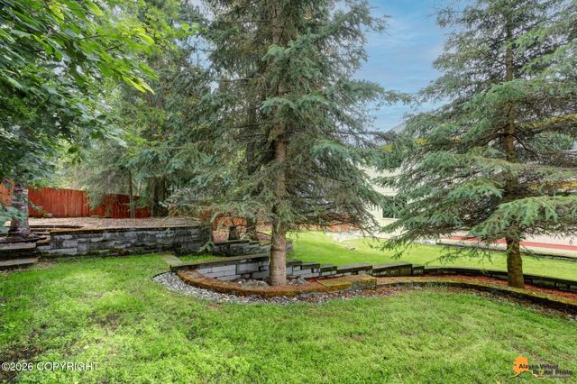 8977 Valley Brook Circle, Anchorage, AK 99507