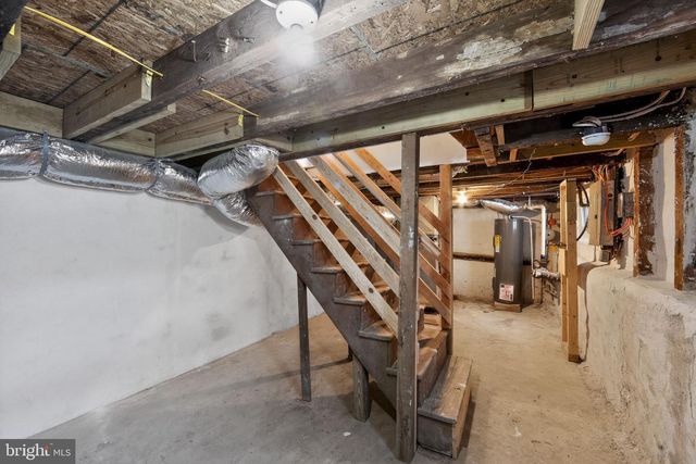 308 W CHESTNUT ST, West Chester, PA 19380