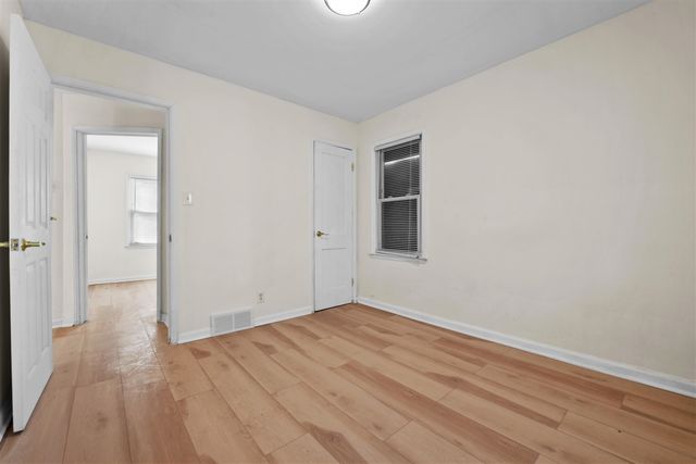 16267 Edmore Drive, Detroit, MI 48205