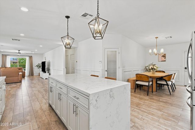 4145 E GLENROSA Avenue, Phoenix, AZ 85018