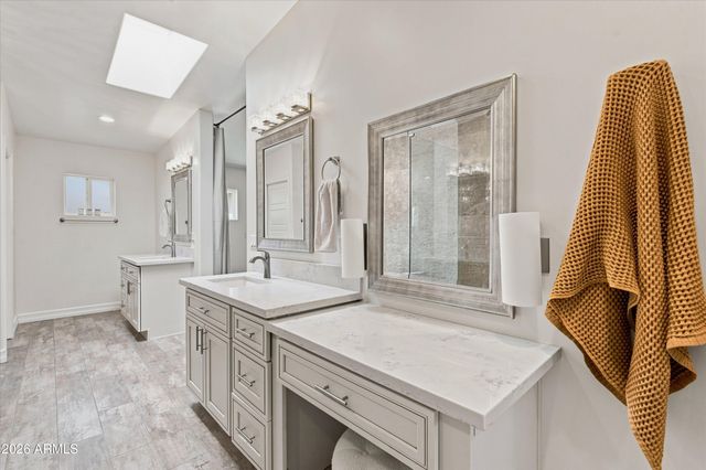 4145 E GLENROSA Avenue, Phoenix, AZ 85018
