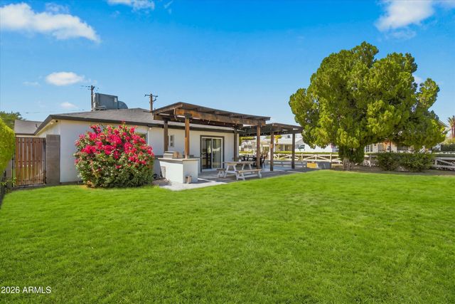 4145 E GLENROSA Avenue, Phoenix, AZ 85018