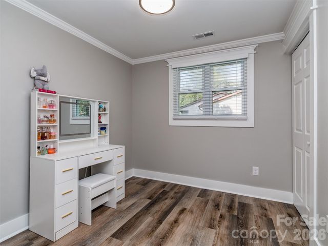 6821 Saddle Point Road, Charlotte, NC 28212