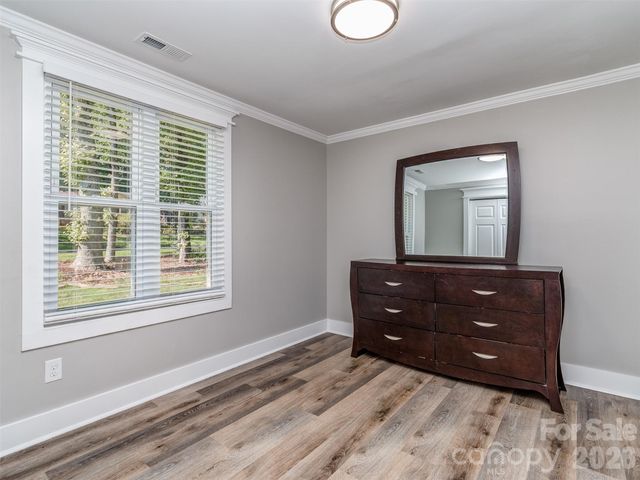 6821 Saddle Point Road, Charlotte, NC 28212