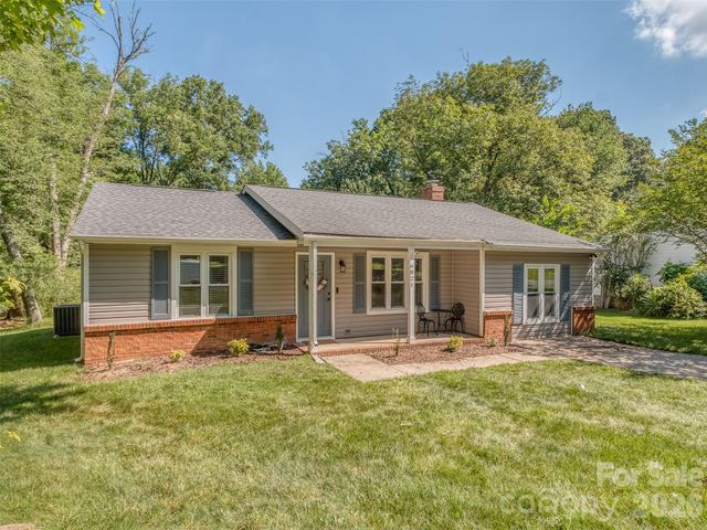 6821 Saddle Point Road, Charlotte, NC 28212