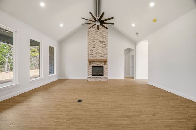 2017 Forest Bridge, Reno, TX 76020