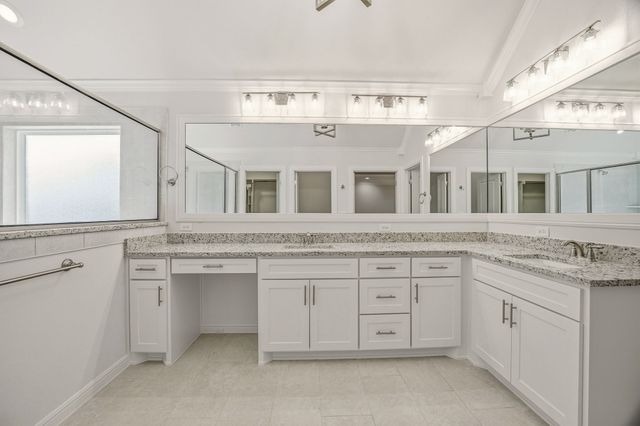 2017 Forest Bridge, Reno, TX 76020