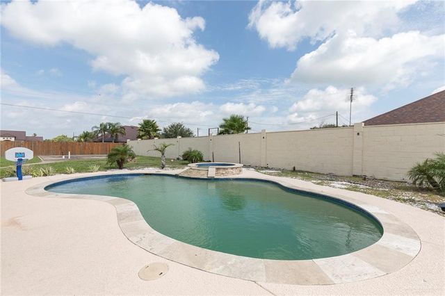 5409 Snowdrop Drive, Edinburg, TX 78542