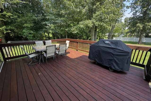 155 Hickory Hills, Marshall Twp, MI 49068