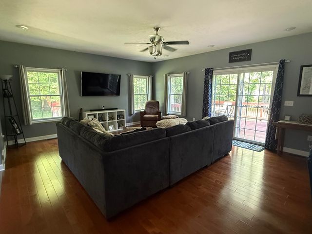 155 Hickory Hills, Marshall Twp, MI 49068