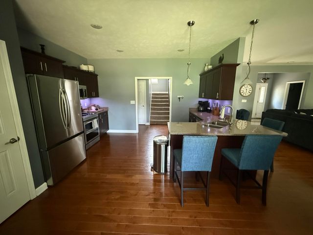 155 Hickory Hills, Marshall Twp, MI 49068