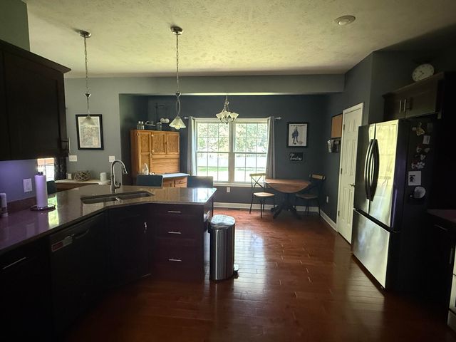 155 Hickory Hills, Marshall Twp, MI 49068