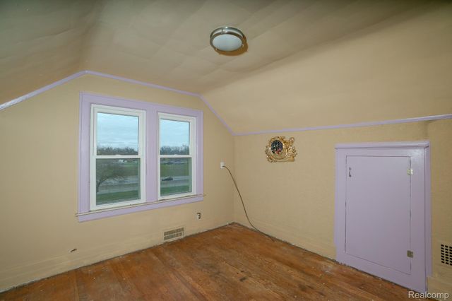 12257 W Jeffries Freeway, Detroit, MI 48204