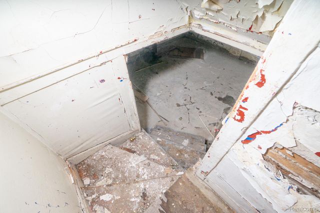 12257 W Jeffries Freeway, Detroit, MI 48204