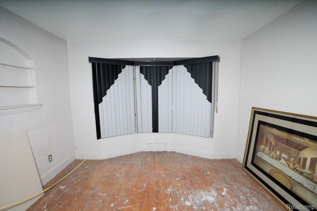 12257 W Jeffries Freeway, Detroit, MI 48204