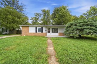 800 N Scott Street 800 N Scott Street, New Carlisle, OH 45344