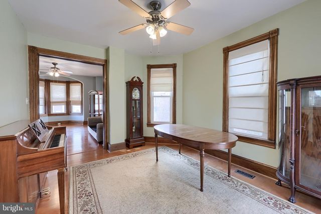17 CHURCH ST, Glen Rock, PA 17327
