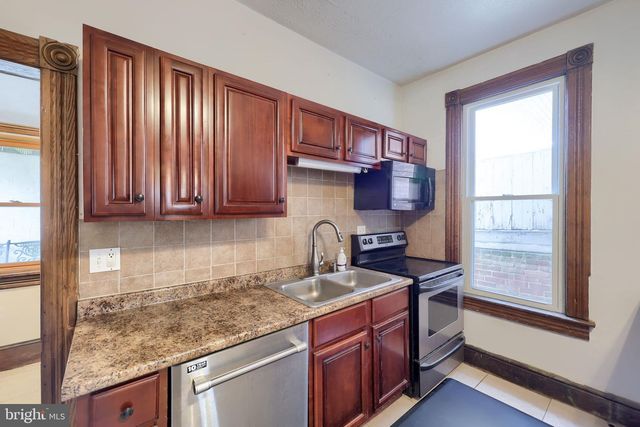 17 CHURCH ST, Glen Rock, PA 17327