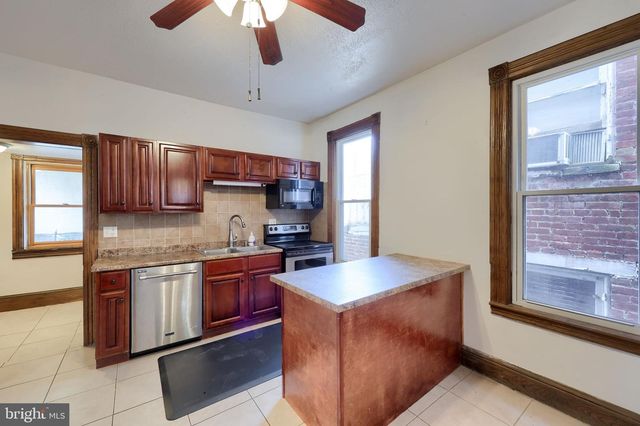 17 CHURCH ST, Glen Rock, PA 17327
