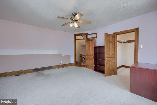17 CHURCH ST, Glen Rock, PA 17327